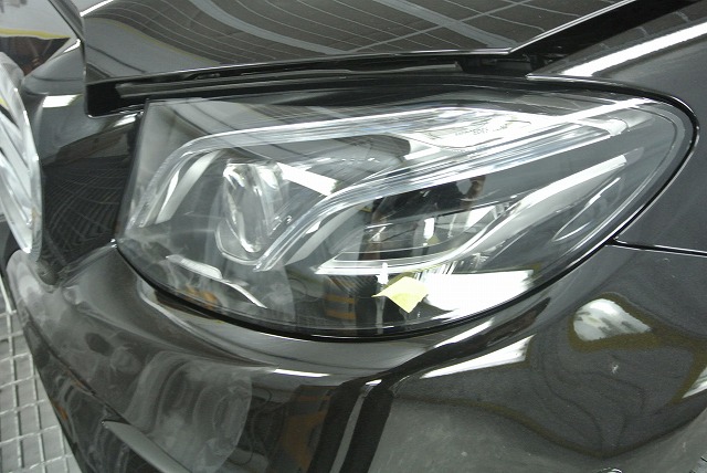 メルセデス E230 ヘッドランプ 飛び石傷 修理 丁寧修理 鈑金塗装 ティークラフト